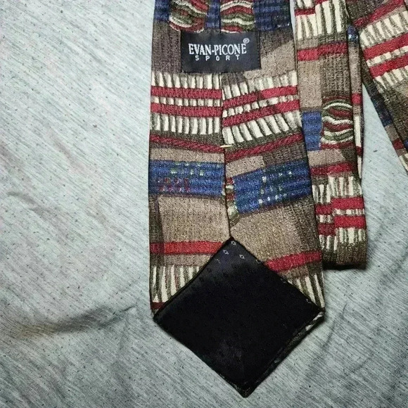 Vintage Evan Picone Sport Abstract Tie 100% Silk Tan Blue Maroon - Picture 2 of 6